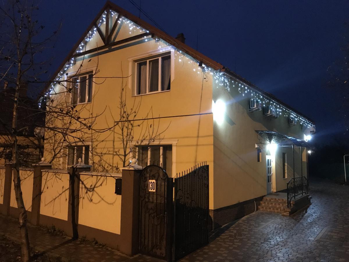 Міні Готель Вілла Вікторія Běrehovo Exteriér fotografie