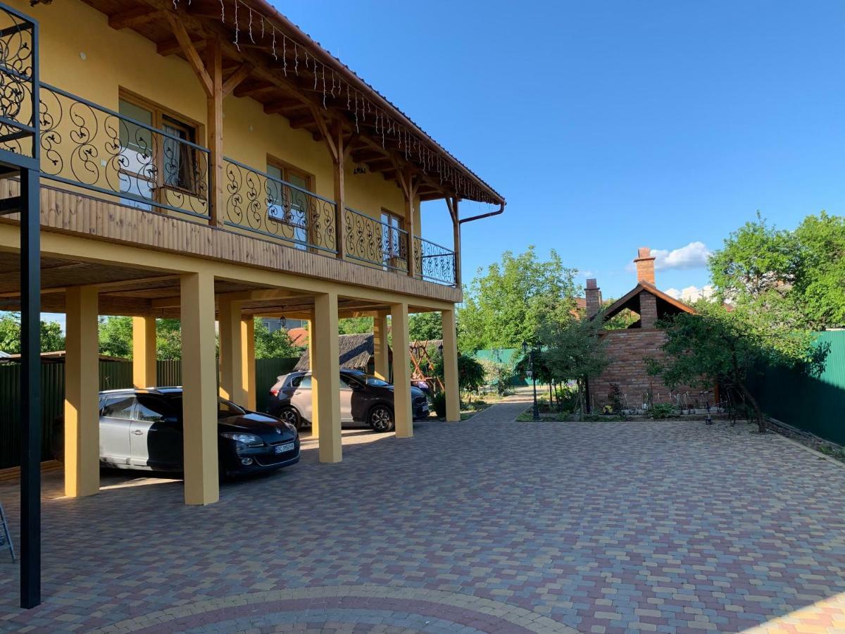 Міні Готель Вілла Вікторія Běrehovo Exteriér fotografie